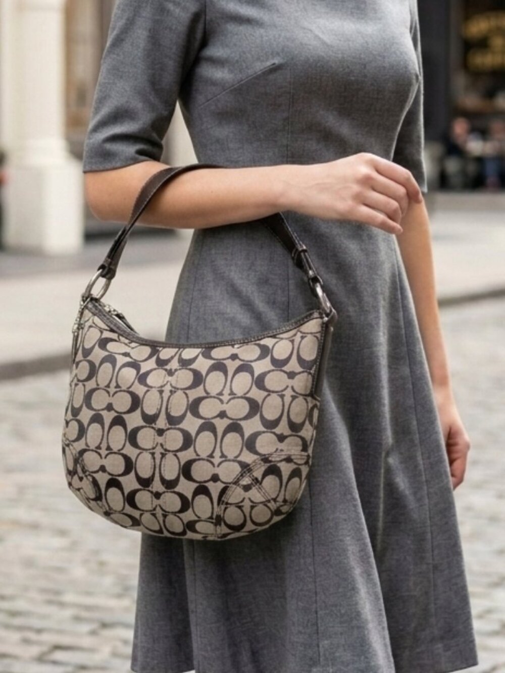Coach Soho Signature Canvas Hobo Shoulder Bag Black Grey Y2K #11857 EUC